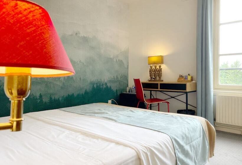 스탠다드 룸, Château Corneille