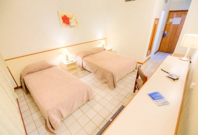 Номер Стандарт, Dan Inn Uberaba & Convenções