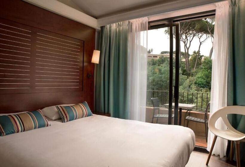Номер Стандарт, Les Jardins De Saintemaxime
