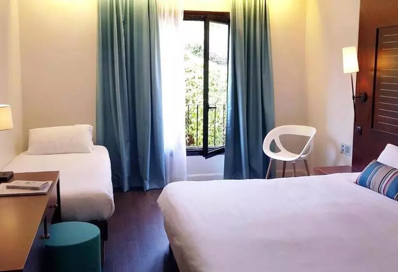 اتاق استاندارد سه نفره, Les Jardins De Saintemaxime