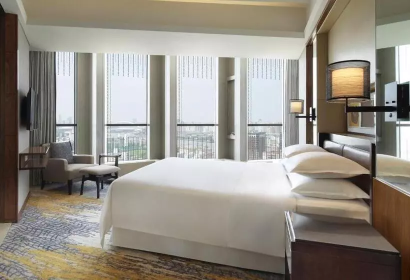 Premium-sviitti, Sheraton Grand Shanghai Pudong Hotel & Residences