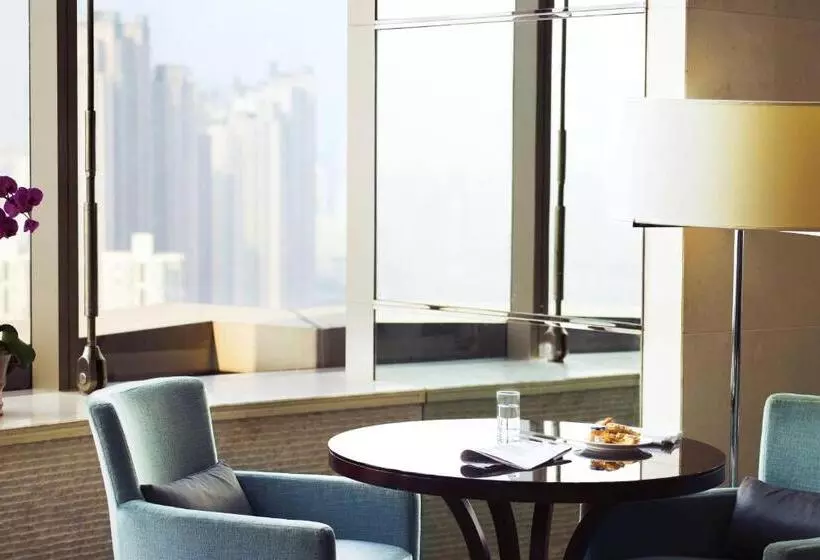 Executive-huone King-vuode, Sheraton Grand Shanghai Pudong Hotel & Residences