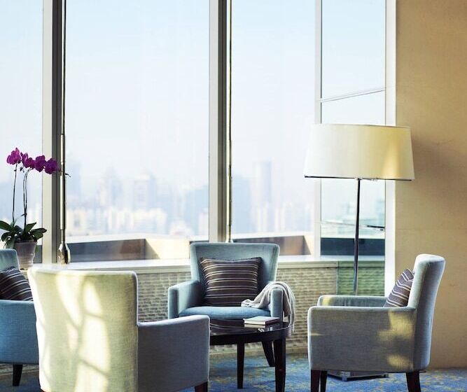 이그제큐티브 룸, Sheraton Grand Shanghai Pudong Hotel & Residences