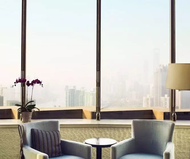 Executive-huone, Sheraton Grand Shanghai Pudong Hotel & Residences