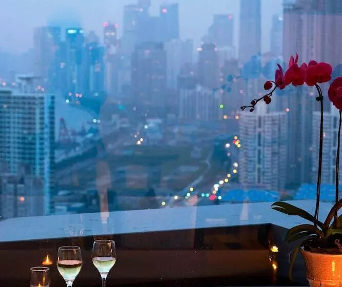 Executive-huone, Sheraton Grand Shanghai Pudong Hotel & Residences