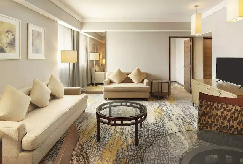 Executive-huone, Sheraton Grand Shanghai Pudong Hotel & Residences