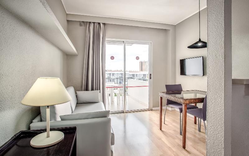 سوییت جونیور, Sovrana Hotel & Spa