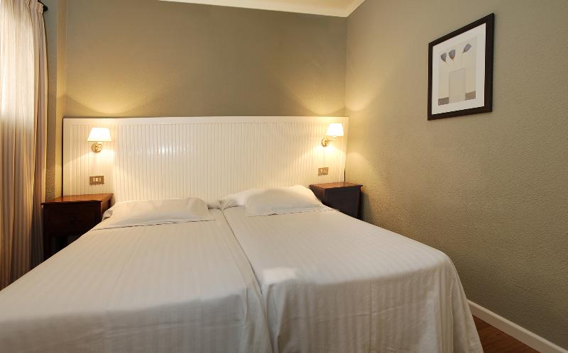 سوییت جونیور, Sovrana Hotel & Spa