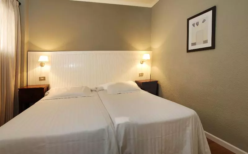 سوییت جونیور, Sovrana Hotel & Spa