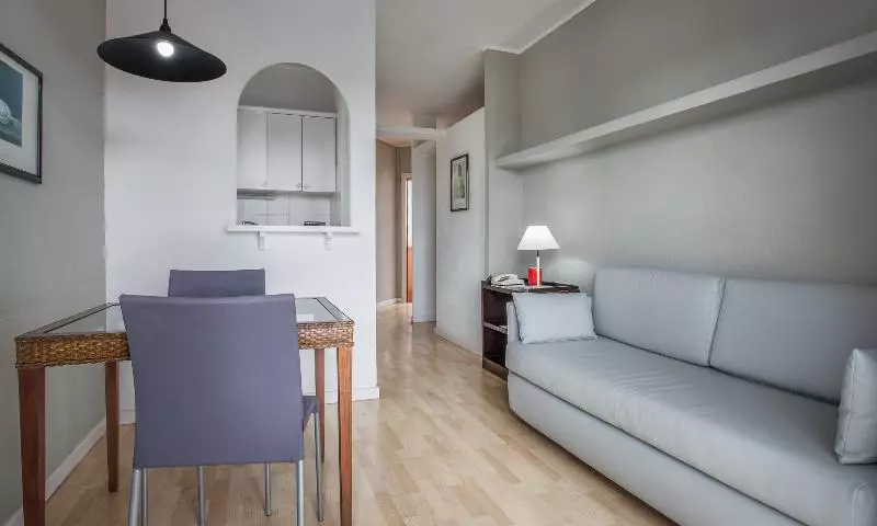 سوییت جونیور, Sovrana Hotel & Spa