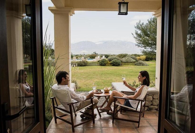 غرفة قياسية مطلّة علي الحديقة, Viñas De Cafayate Wine Resort