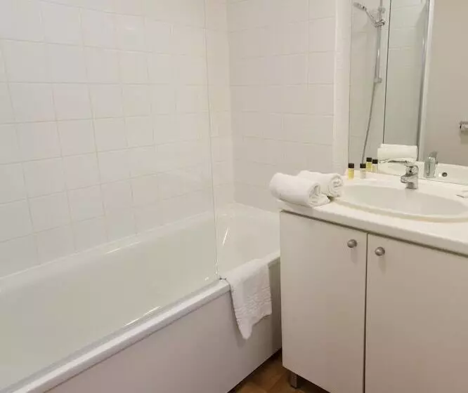 استودیوی استاندارد, Séjours & Affaires Reims Clairmarais