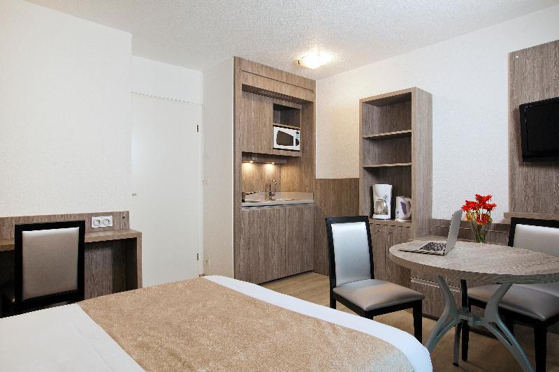 استودیوی استاندارد, Séjours & Affaires Reims Clairmarais