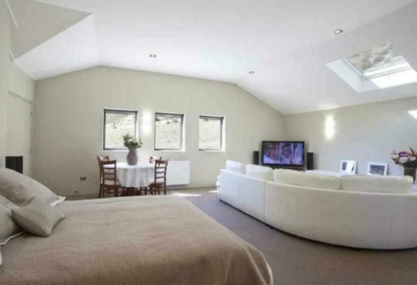 شقة غرفة واحدة, Gibbston House Boutique B&b