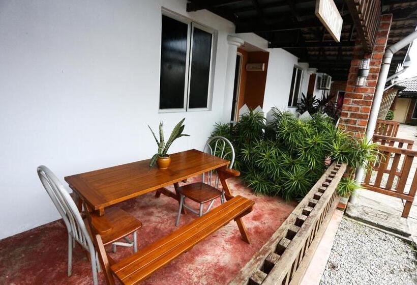 디럭스 패밀리 룸, Pondok Muara Chalet