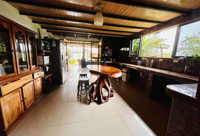 اتاق لوکس, Monteverde Ecolove