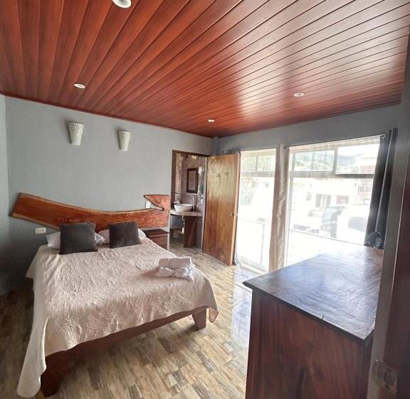 ویلای 3 خوابه, Monteverde Ecolove