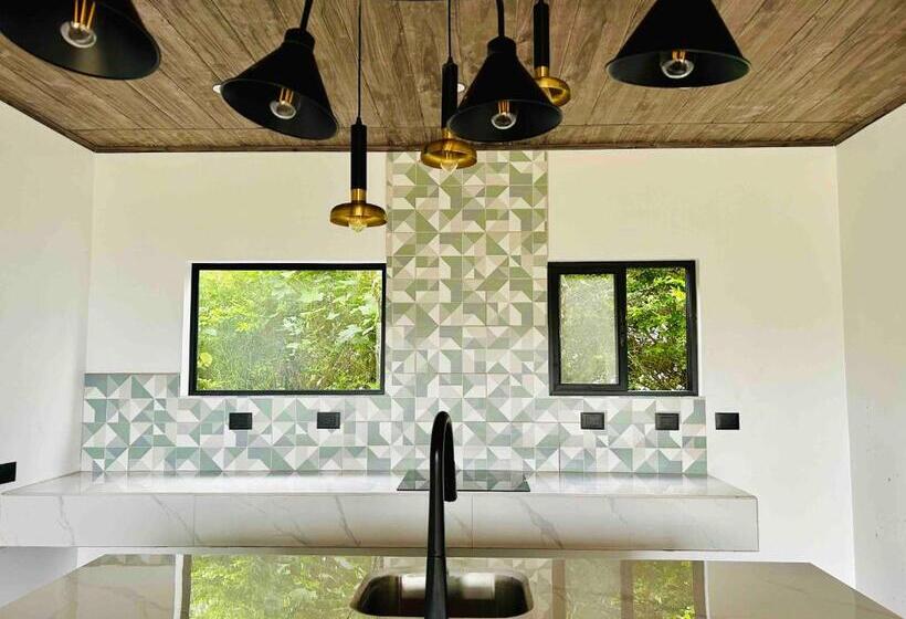 ویلای 1 خوابه با چشم‌انداز دریا, Monteverde Ecolove