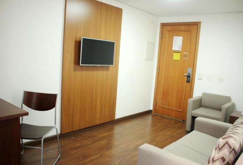 스탠다드 룸, Aparthotel Twin Towers