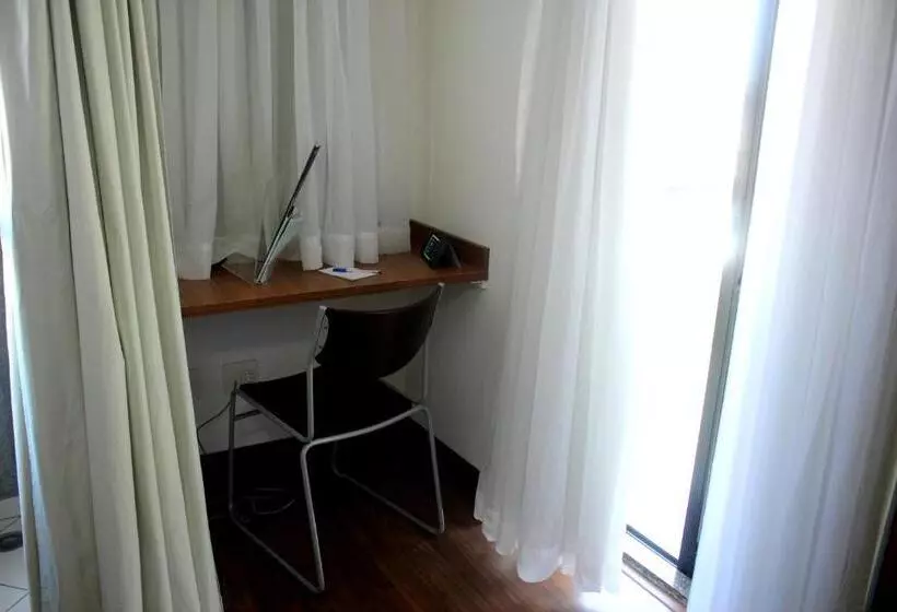 スーペリアールーム, Aparthotel Twin Towers