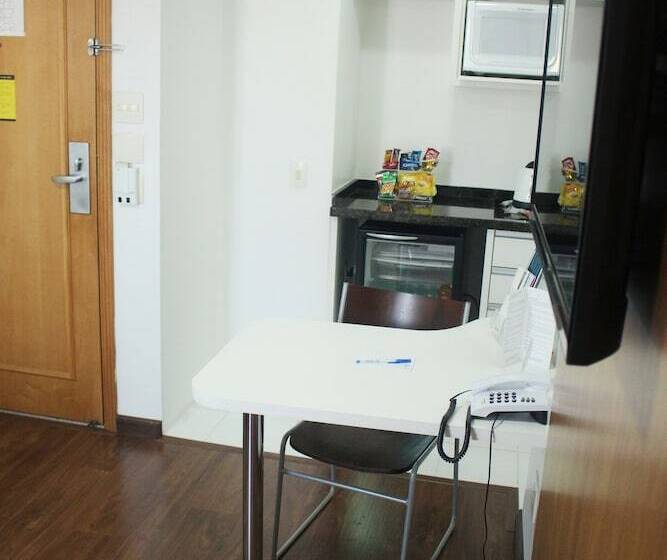 스탠다드 룸, Aparthotel Twin Towers