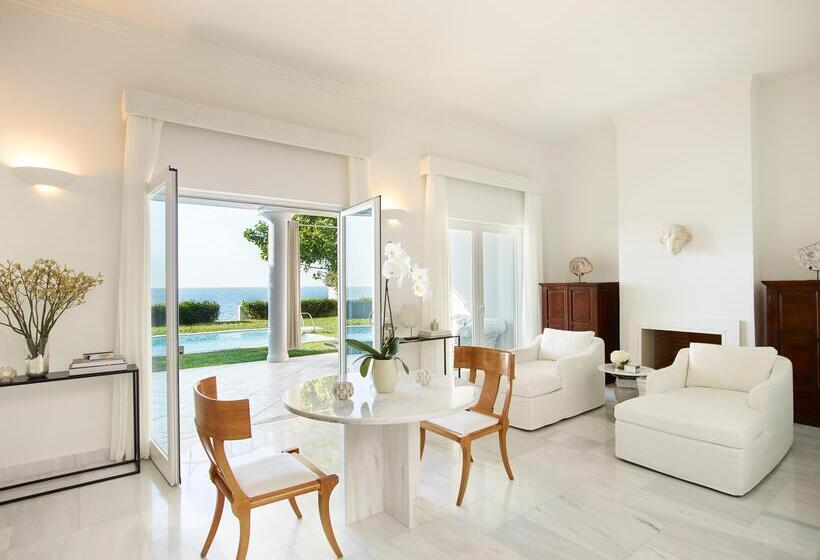 וילה עם חדר שינה אחד ובריכת שחיה, Mandola Rosa, A Grecotel Resort To Live At Riviera Olympia