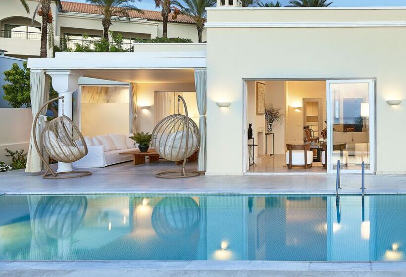 וילה עם חדר שינה אחד ובריכת שחיה, Mandola Rosa, A Grecotel Resort To Live At Riviera Olympia