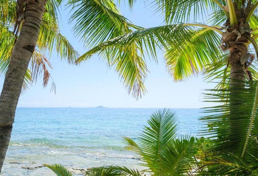 בקתה סטנדרטית, Beachcomber Island Resort