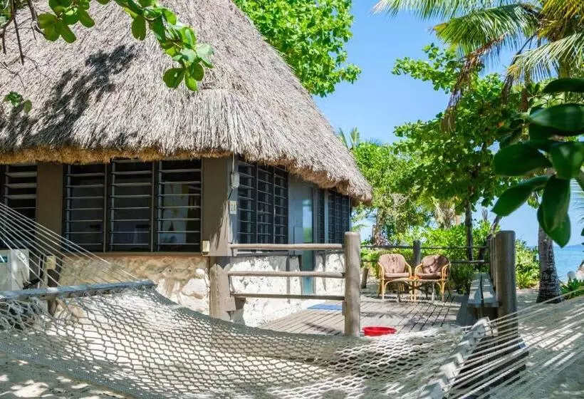 スタンダードバンガロー, Beachcomber Island Resort
