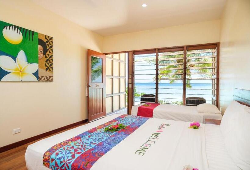 غرفة قياسية مطلّة علي البحر, Beachcomber Island Resort