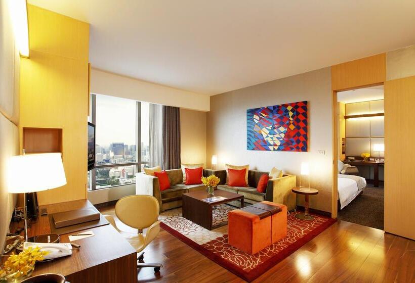 سوییت اجرایی, Centara Grand At Central World