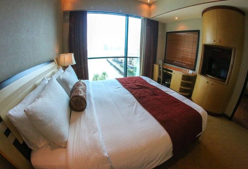 سوییت با چشم‌انداز دریا, Elite Resort & Spa