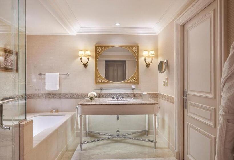 اتاق سوپریور با چشم‌انداز شهر, Four Seasons Hotel Alexandria At San Stefano
