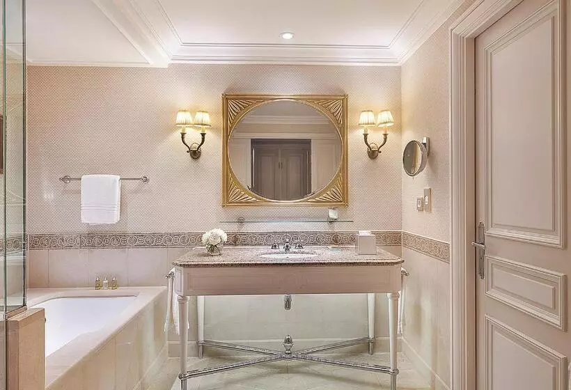 キングサイズベッドのエクゼクティブ, Four Seasons Hotel Alexandria At San Stefano