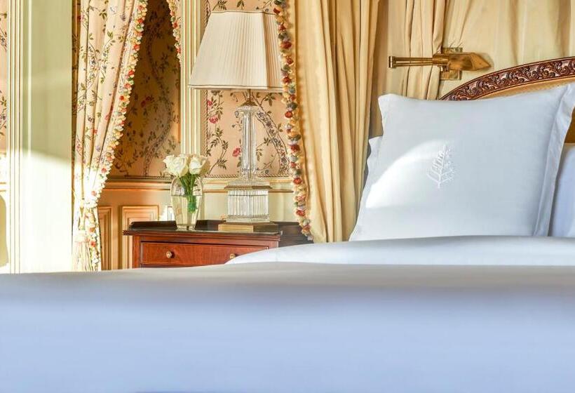 سوئیت ریاست جمهوری سه خوابه, Four Seasons Hotel Alexandria At San Stefano