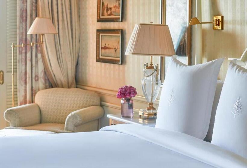 سوئیت سلطنتی 3 خوابه, Four Seasons Hotel Alexandria At San Stefano