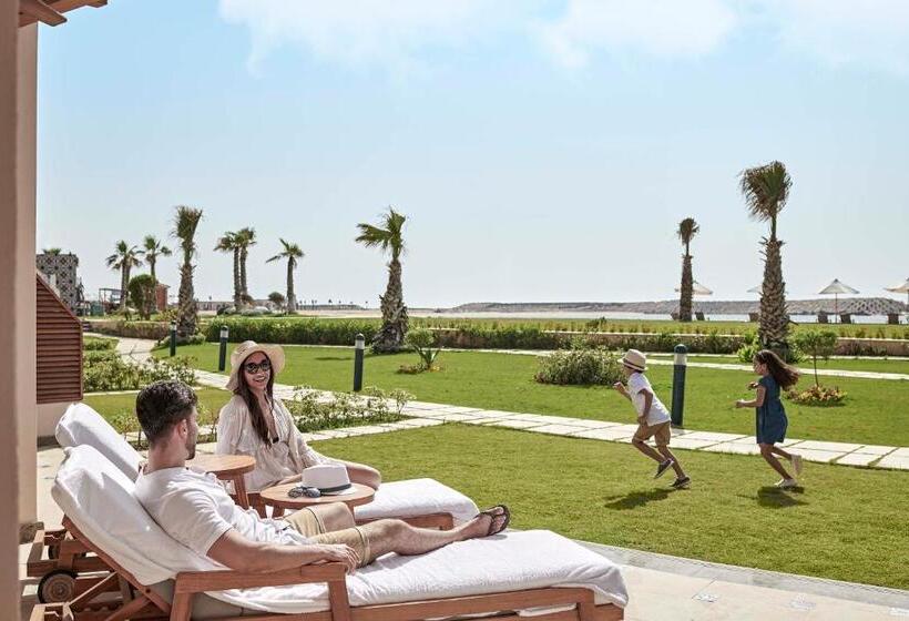 سوییت لوکس, Four Seasons Hotel Alexandria At San Stefano