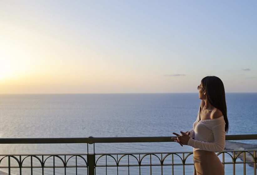 اتاق استاندارد با چشم‌انداز دریا, Four Seasons Hotel Alexandria At San Stefano