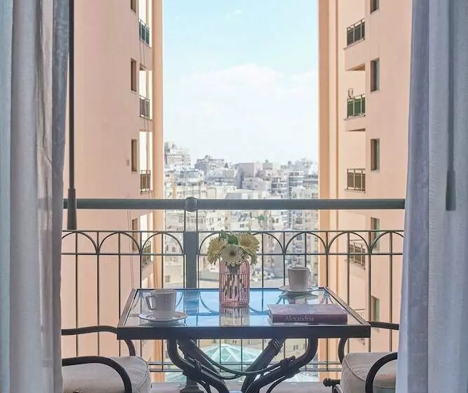 オーシャンビュースタンダードルーム, Four Seasons Hotel Alexandria At San Stefano