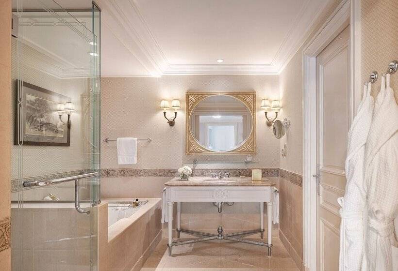 سوئیت دلوکس 2 خوابه, Four Seasons Hotel Alexandria At San Stefano