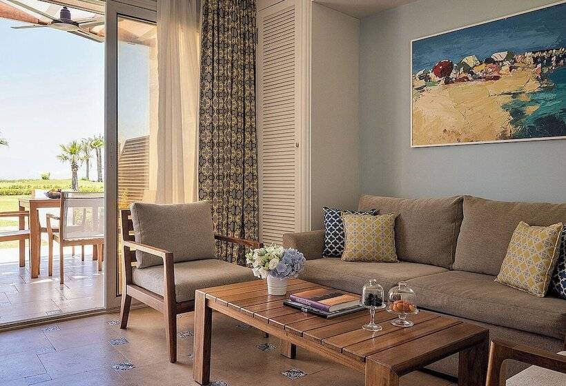 سوئیت با تخت بزرگ, Four Seasons Hotel Alexandria At San Stefano