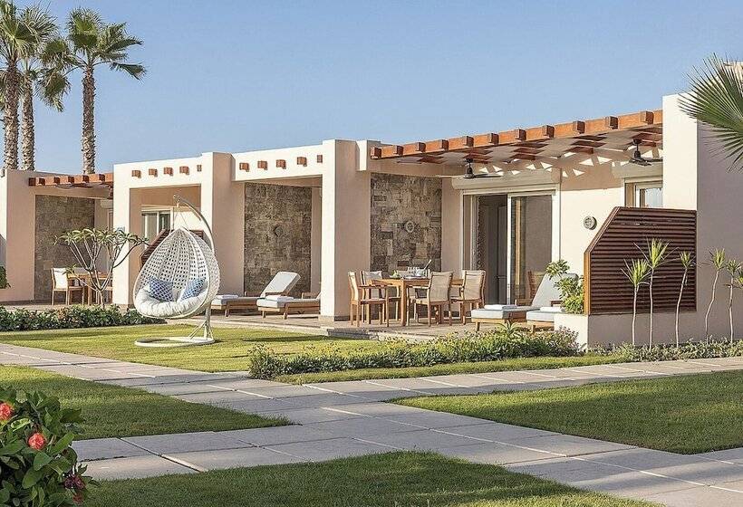 سوییت لوکس, Four Seasons Hotel Alexandria At San Stefano