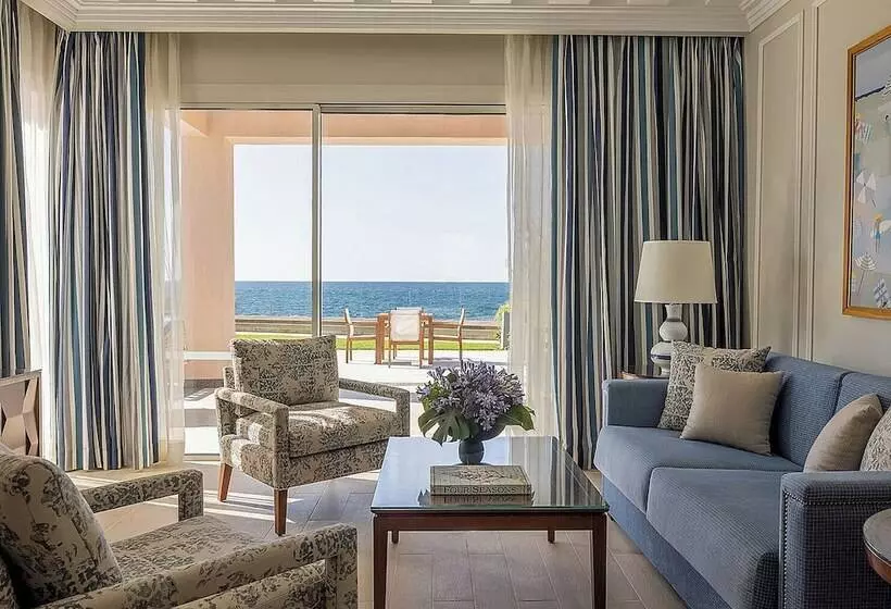 オーシャンビューの１ベッドルームビラ, Four Seasons Hotel Alexandria At San Stefano