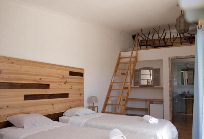 Четырехместный Номер Стандарт, Good Feeling Hostel & Guest House