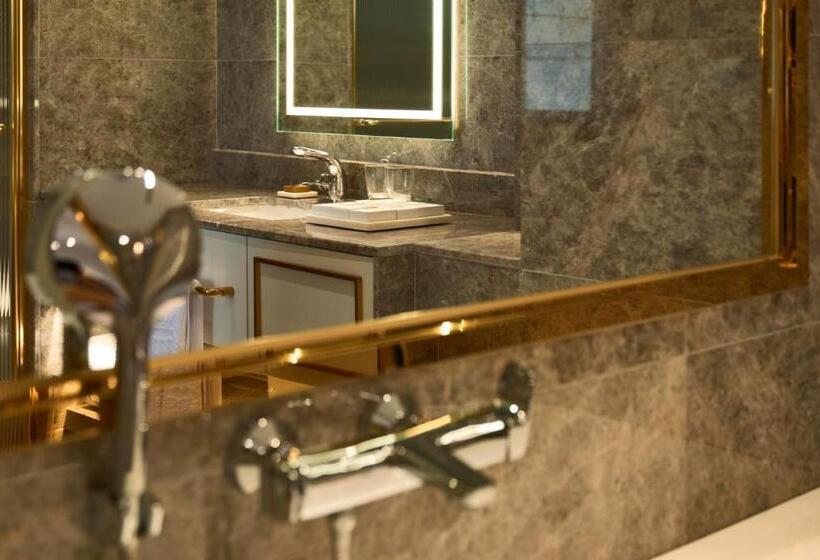 Студия Deluxe, Grand Mercure Imperial Palace Seoul Gangnam