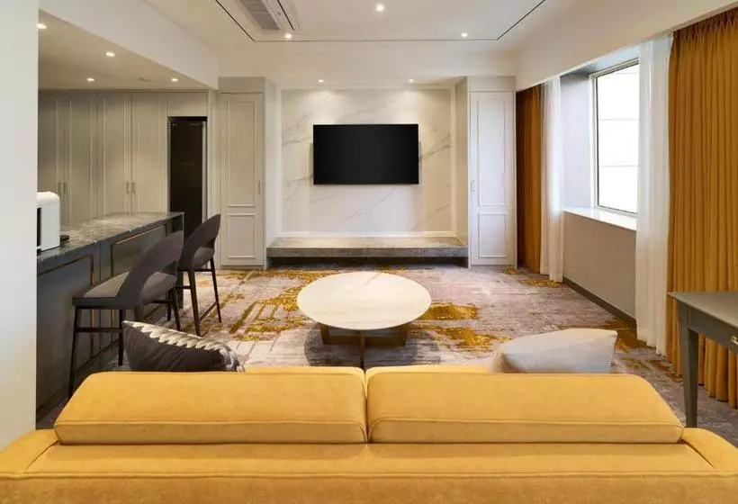 استودیوی لوکس, Grand Mercure Imperial Palace Seoul Gangnam
