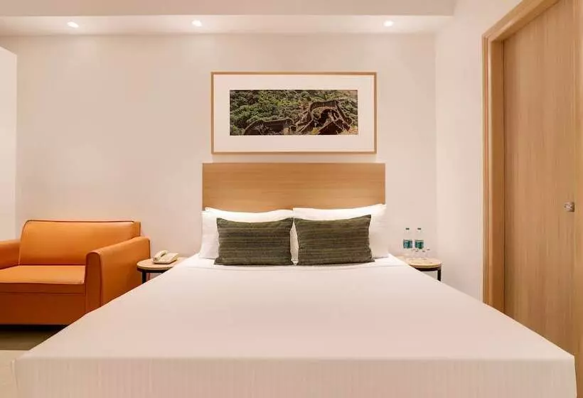 デラックスルーム, Lemon Tree Hotel Hinjewadi Pune