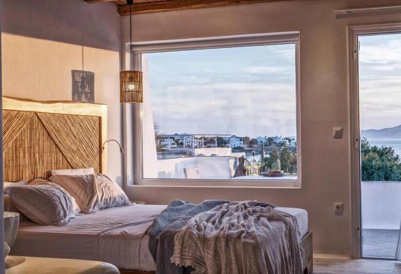 غرفة ديلوكس مطلّة علي البحر, Orkos Beach