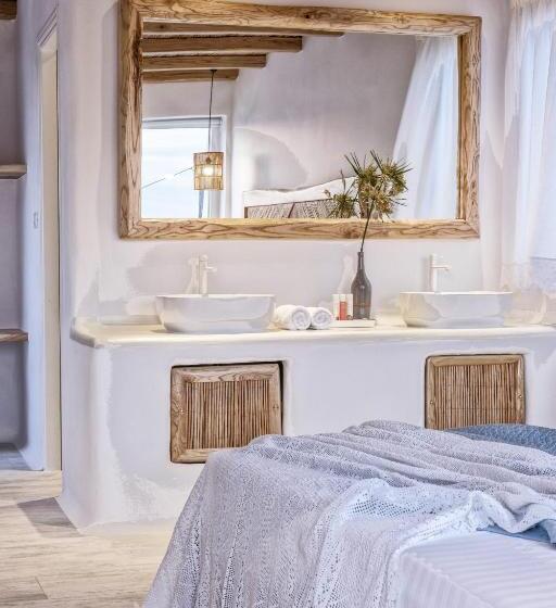 غرفة ديلوكس مطلّة علي البحر, Orkos Beach