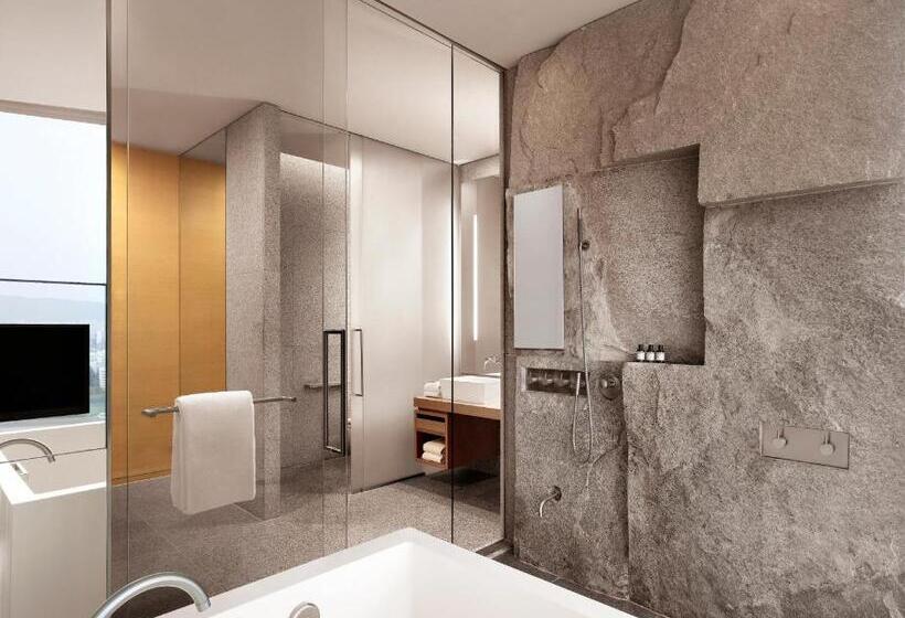 Номер Deluxe, Park Hyatt Seoul